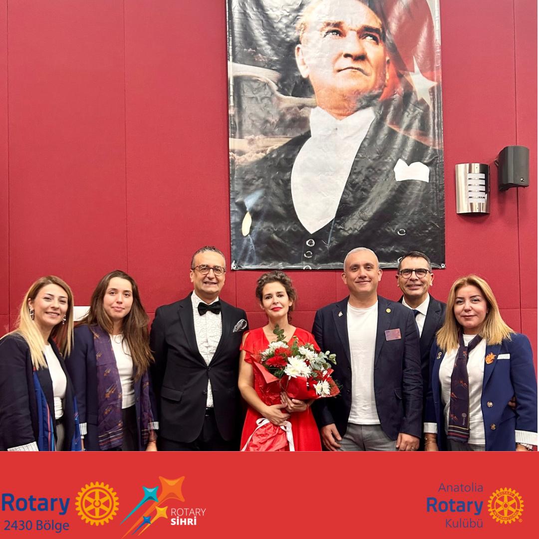 ANATOLIA ROTARY KULÜBÜ OLARAK CUMHURİYET BAYRAMI ETKİNLERİMİZ KAPSAMINDA BİLGİ DAĞARCIĞIMIZI MUHTEŞEM BİR SÖYLEŞİ İLE BESLEDİK