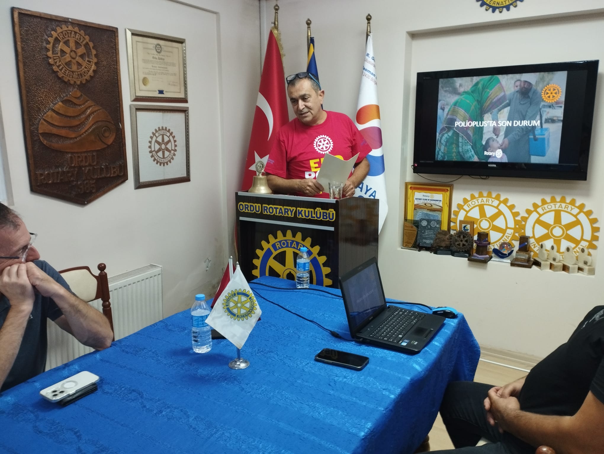 ORDU ROTARY KULÜBÜ TOPLANTISINDA RTN. ÜMİT METİN POLİOPLUS (ÇOCUK FELÇİ) SUNMU YAPTI.