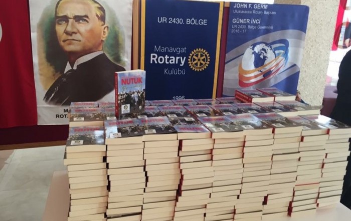 10 Kasım Atatürkü anma ve "Nutuk" kitabının lise öğrencilerine ulaştırılması