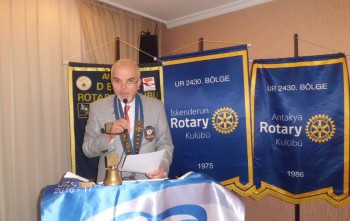 konuşmacı konuğumuz Toros Üniversitesi Öğ.Üyesi Yrd.Doç.Dr.Murat Köylü ,Neden Atatürk Konulu sunum yaptı,toplantıyı Antakya ve İskenderun Rotary Kulüpleriyle Ortaklaşa yaptık.