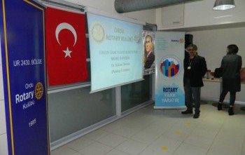 ORDU ROTARY KULÜBÜ ERKEN TANI HAYAT KURTARIR. MEME KANSERİNDE FARKINDALIK EĞİTİMİ VERDİ.