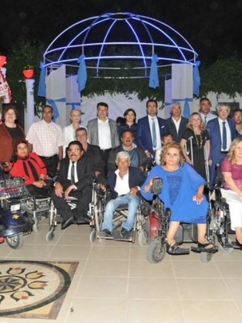 ENGELLİLER HAFTASINI ADANA ROTARY KULÜBÜ UMUT DAYANIŞMA ENGELLİLER DERNEĞİ İLE KUTLADI 