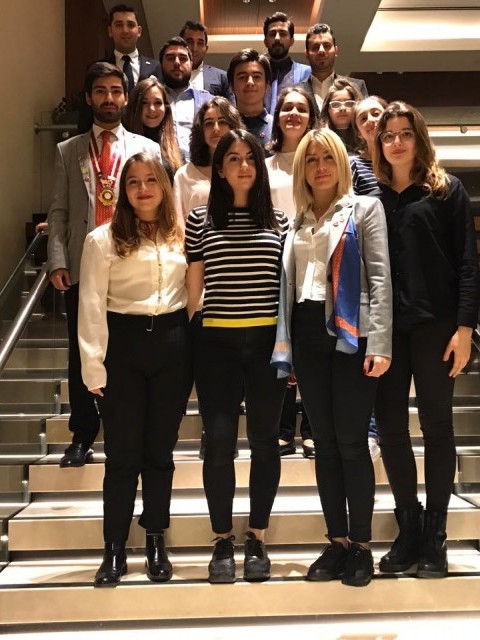 Çukurova Rotaract ve İnteract Üyeleri
