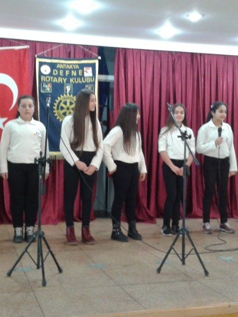 Gümüşgöze ilköğretim okuluyla yapılan ortak çalışmalarımız sonucunda oluşturduğumuz çocuk korosu çok başarılı bir konser verdi.