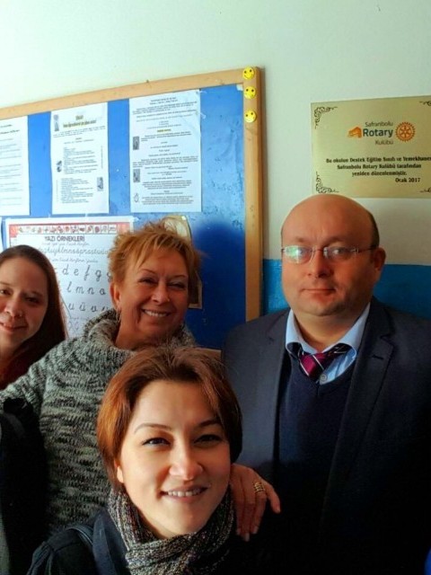 Bizim Bir Okulumuz Var