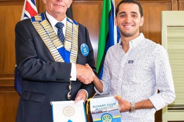 ORDU ROTARY KULÜBÜ SYDNEY ROTARY KULÜBÜ İLE BAYRAK DEĞİŞİMİ YAPTI.