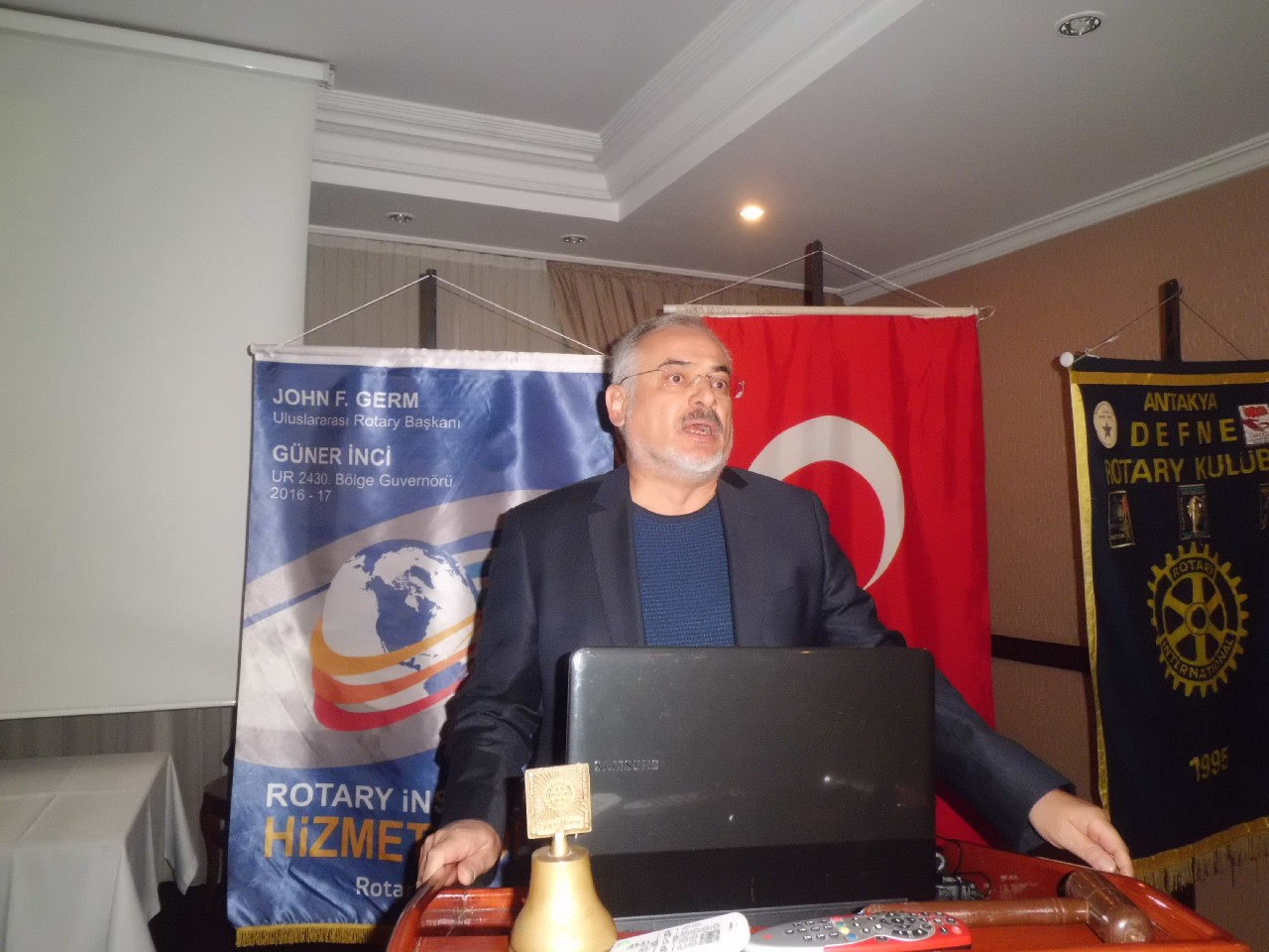 Antakya Defne Rotary Kulübü, bu haftaki toplantı konuşmacı konuğumuz Dr.Necdet Özkayaydı,bizlere bilmediğiz yönleriyle Antakyayı anlattı.