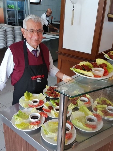 Adana Güney Rotary Kulübü Meslek Hizmetler ödülü verdi.