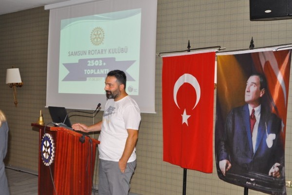 BİLGİSAYAR ÖĞRETMENİ VE DİJİTAL PAZARLAMA UZMANI İNTERNET KULLANIMI HAKKINDA 17 AĞUSTOSTA KULÜBÜMÜZÜN KONUŞMACI KONUĞU İDİ 