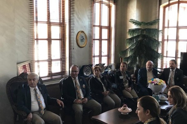 GUVARNÖRÜMÜZ SERDAR ÜNLÜ&NİLÜFER İLE SAMSUNROTARY KULÜPLERİ OLARAK SAMSUN BÜYÜKŞEHİR BELEDİYE BAŞKANINI ZİYARET ETTİK