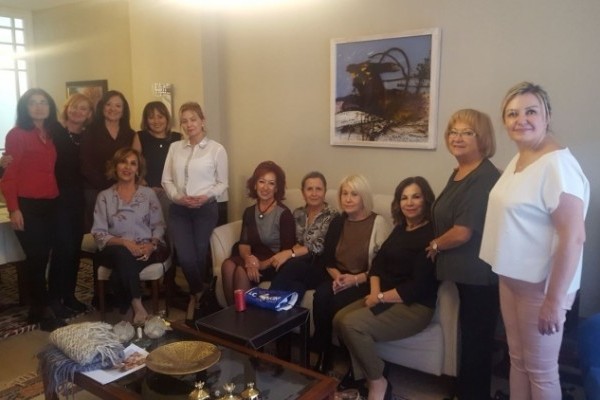 1. Eşler Toplantısı Başkanımızın Evinde Değerli Eşi Fisun Sözen Tarafından 4 Kasım 2017 Tarihinde Yapıldı