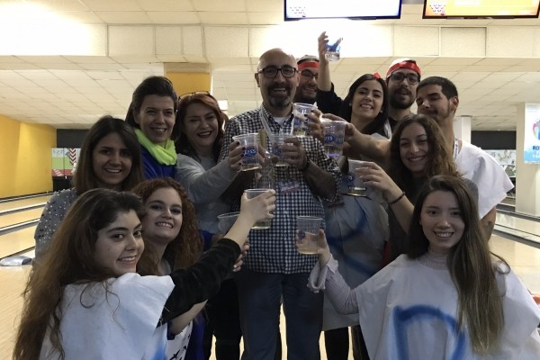 8. Berdan Akalın bowling turnuvası "En İlginç Kostüm" ödülüne layık görüldük. 17.12.2017