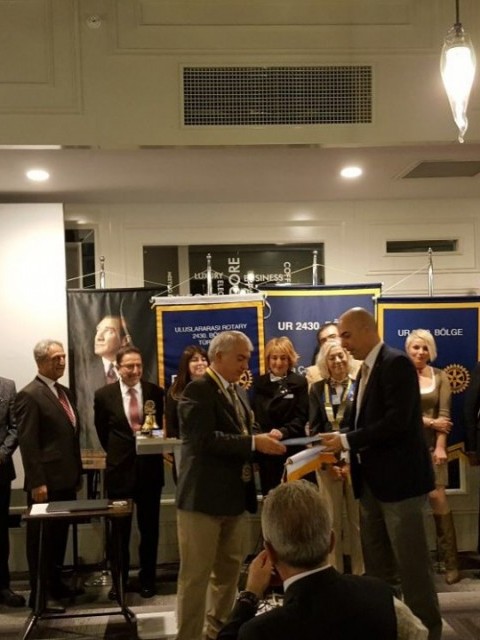 Koru  Rotary  kulübü   %100  Paul   Harris  Dostu  Kulüp  oldu .