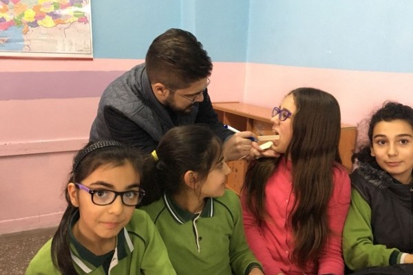 M.ARSLANTEPE ROTARY KULÜBÜ GELENEKSEL DİŞ-AĞIZ VE KULAK TARAMASI