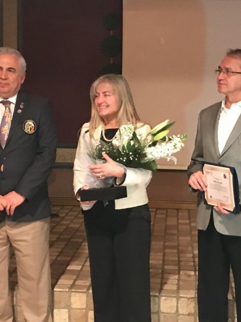 Koru Rotary Kulübü  Meslek Hizmet  ödülünü   verdi