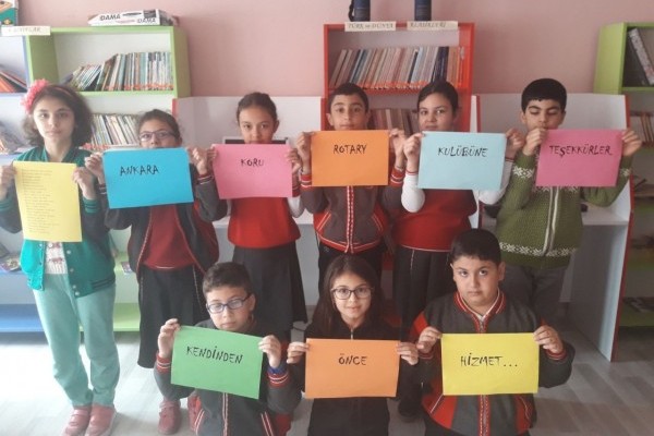 Koru Rotary  Kulübü,  IMKB İlkokulu'nun(  Çiçekdağı -Kırşehir ) kütüphane  kurma  isteğini 970  adet kitap göndererek karşıladı