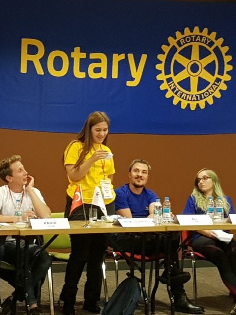 Ankara Oran Rotary Kulübü - 111. Bursiyer RYLA'sına Bursiyerimiz Hilal Solmaz katıldı. -  12-15.10.2017