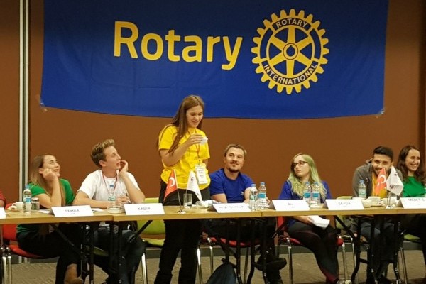 Ankara Oran Rotary Kulübü - 111. Bursiyer RYLA'sına Bursiyerimiz Hilal Solmaz katıldı. -  12-15.10.2017
