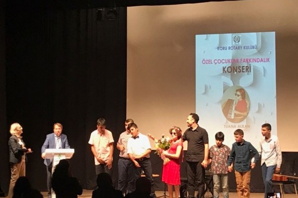 KORU ROTARY  KULÜBÜ  ÖZEL ÇOCUKLAR  FARKINDALIK  KONSERİ   DÜZENLEDİ
