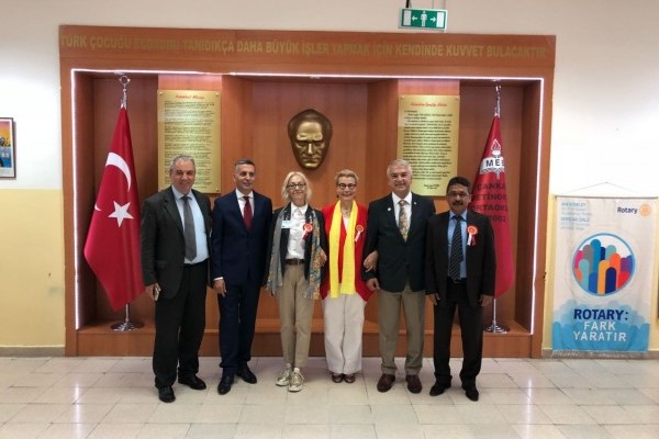 Ankara Koru Rotary Kulübü olarak  Metin Oktay Ortaokulunda 3D Eğitim Sistemini kurduk,