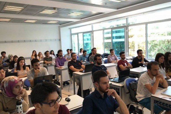 TBD GENÇ VE ANKARA BAHÇELİEVLER ROTARY BİLİŞİM YAZ KAMPI