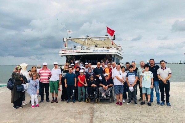 Ordu Rotary Kulübü 19. Geleneksel Bedensel Engelliler Yaz Kampı’nda bir kişiye sponsor oldu.