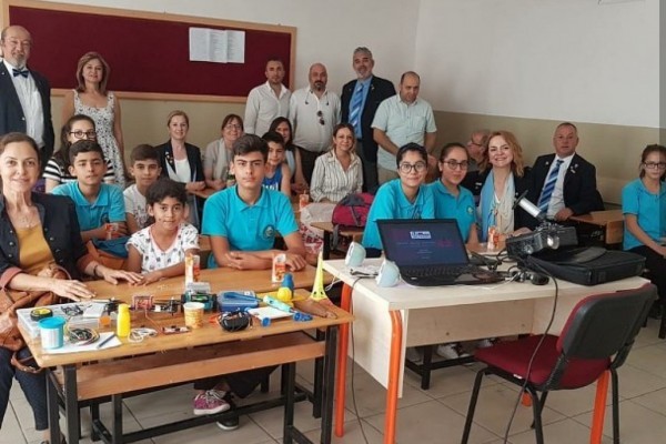 ADANA GÜNEY ROTRAY KULÜBÜ "KODLAMA VE ROBOTİK EĞİTİM PROJESİ" NE START VERDİ .