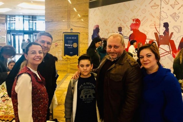 Ankara Emek Rotary Kulübü - Eğitim Bursiyerlerine Katkı Sağlayan Kermesimiz