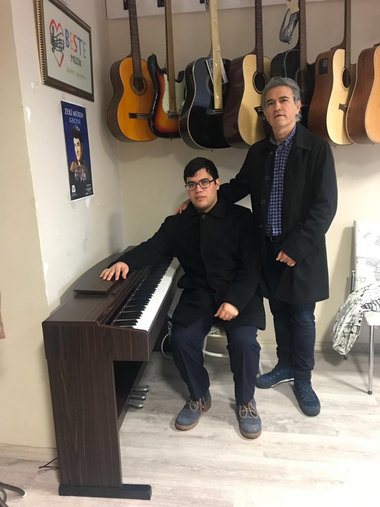 Genç Piyano Sanatçısına Yardım-Adana Seyhan Rotary Kulübü
