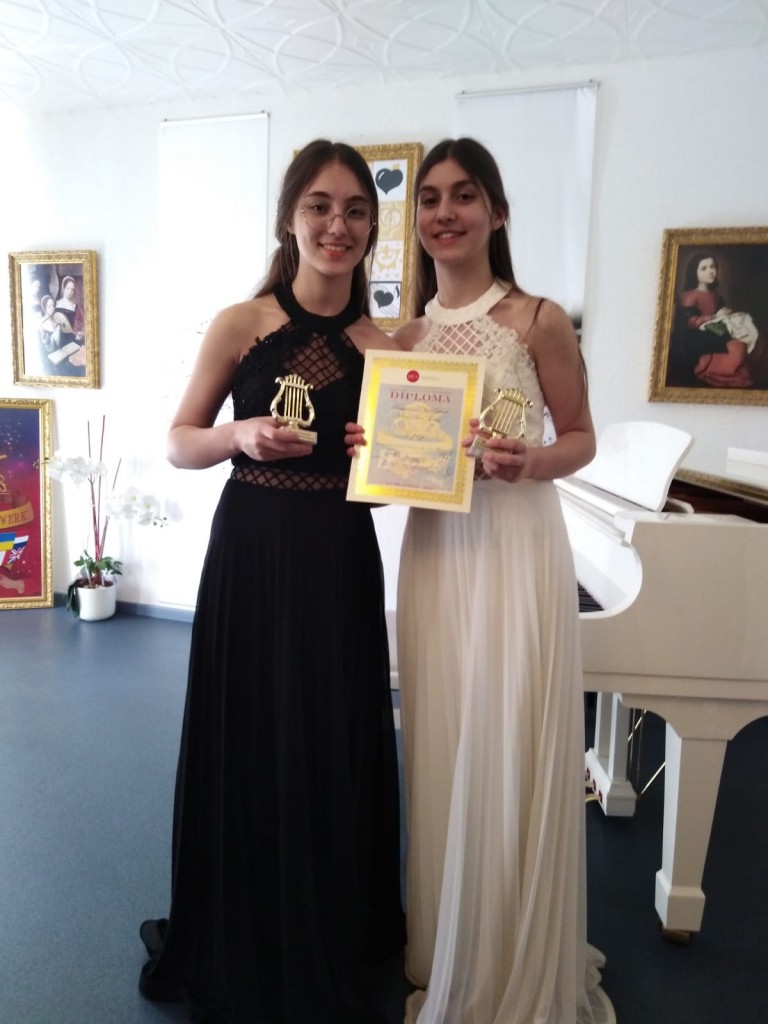 Mor Menekşeler Ödül ile Dönüyor-Adana Seyhan Rotary Kulübü