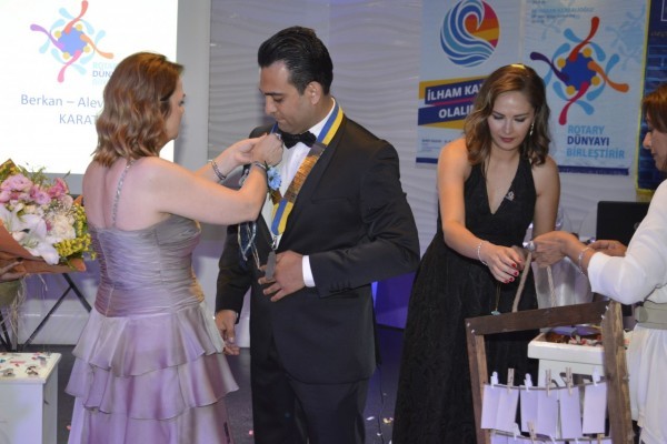 Güney Rotary  Devir- Teslim Töreni