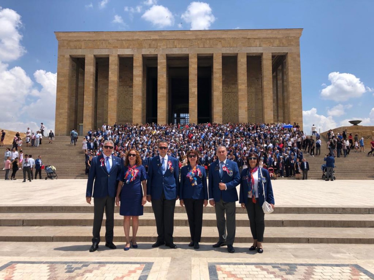 ASPENDOS ROTARY KULÜBÜ ANITKABİR ZİYARETİ