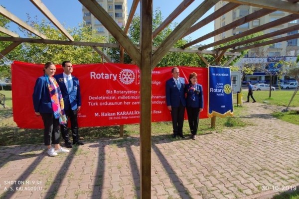 Güney Rotary Barış Parkımıza Guvernörümüz Zeytin Ağacı Dikti