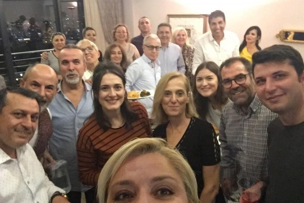 Yenimahalle Rotary Kulübümüz,  Kasım 2019 ayı Ocakbaşı toplantısını 16.11.2019 tarihinde  değerli dostumuz Kulübümüz Genel Sekreteri Rtn. Gönül Gürsoy'un evinde gerçekleştirmiştir.