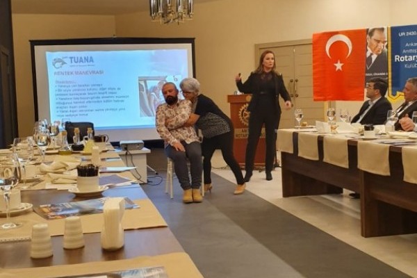 Anıttepe Rotary Kulübü olarak Temel İlk yardım uygulamaları hakkında eğitim aldık