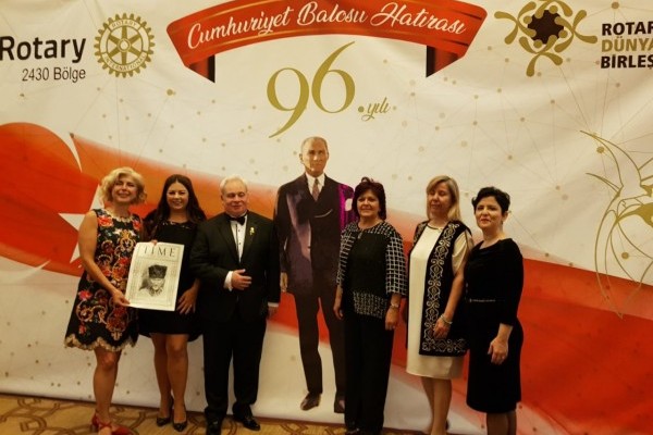 Anıttepe Rotary Kulübü olarak kulüp bölgemizin 29 Ekim balosuna katıldık