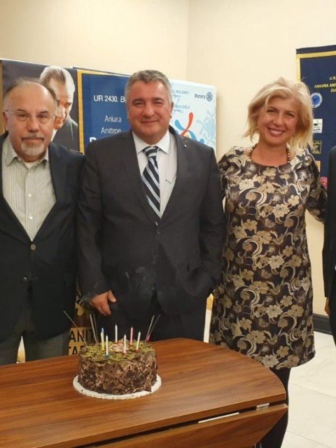 Anıttepe Rotary Kulübü olarak Ekim ayında doğan tüm dostlarımızın doğum gününü kutladık