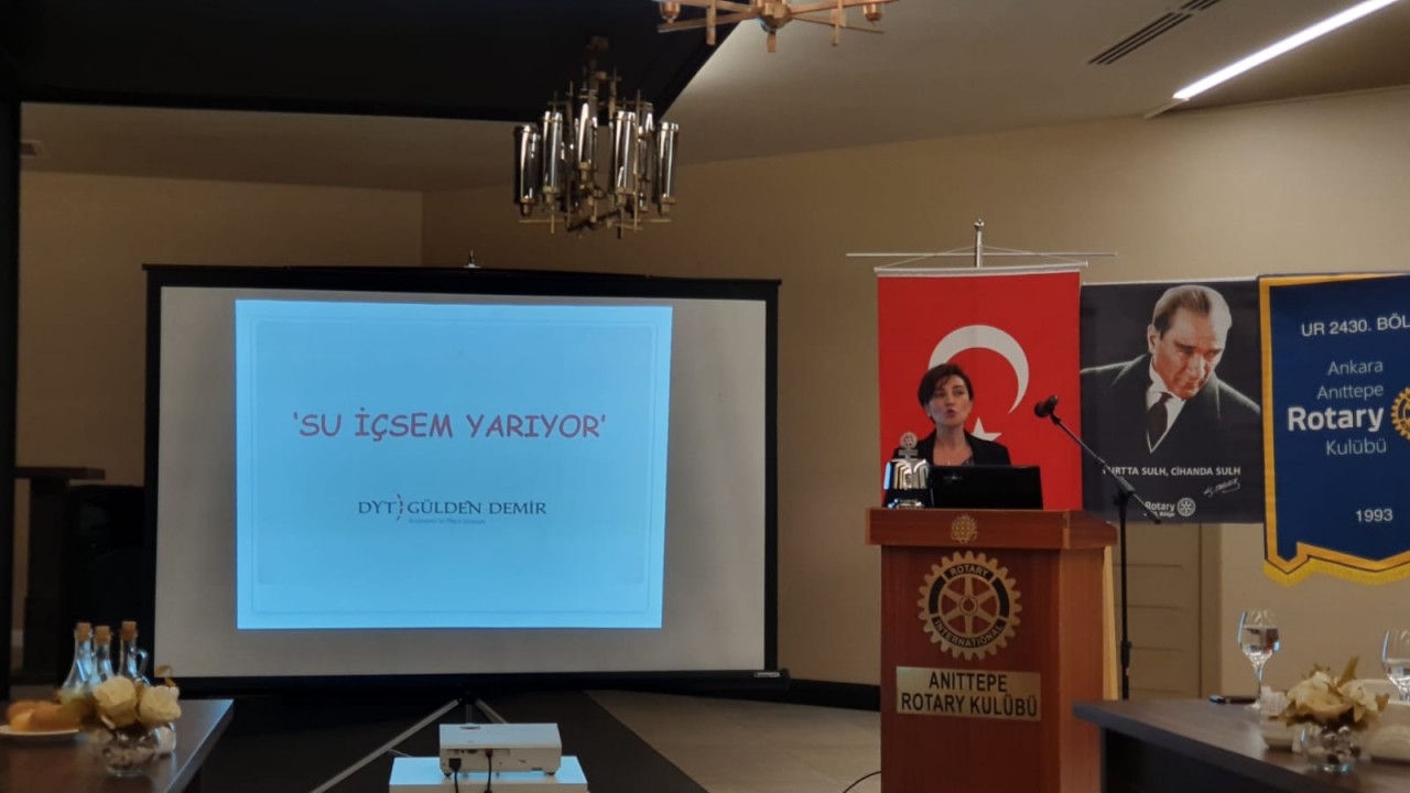 Uz.Dyt.Gülden Demir Anıttepe Rotary Kulübü üyelerine 