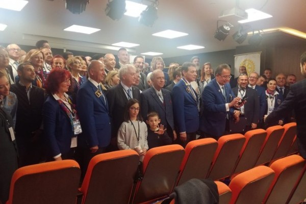23.11.2019 tarihinde düzenlenen "Rotary Vakfı Bağışlar Yönetimi Semineri" ne Yenimahale Rotary Kulübümüzü temsilen Kulüp Sekreterimiz rtn.Gönül Gürsoy katılmıştır.