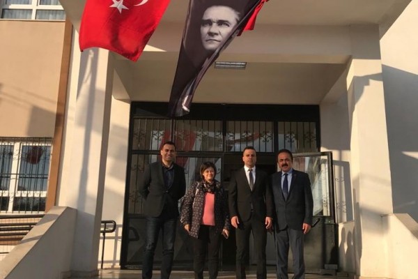 Güney Rotary Oğuzcan Hasan Muratlı İlkokulu Öğrencilerine Okul Forması Yardımında Bulundu.
