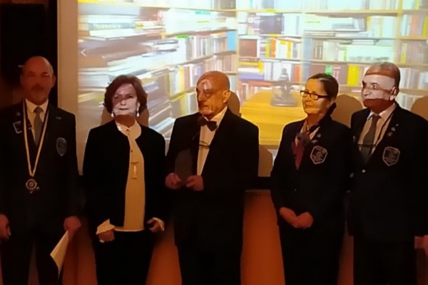 30.01.2020 tarihinde Yenimahalle Rotary Kulübü olarak dönemin Meslek Hizmetleri Ödül Törenini gerçekleştirdik.