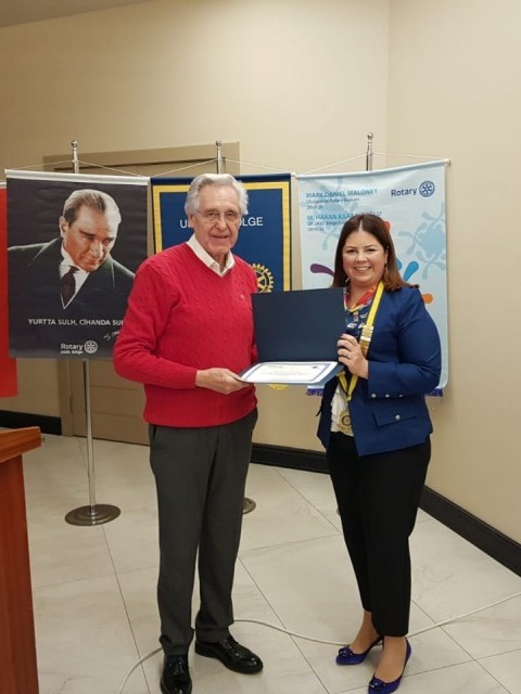 Anıttepe Rotary Kulubü olarak 20 Ocak Pazartesi günü toplantımızda Konuşmacı konuğumuz Prof. Dr. Cemal Taluğ bize  ‘Tarım ve Gıda Etiği’ konulu bir konuşma yaptı.