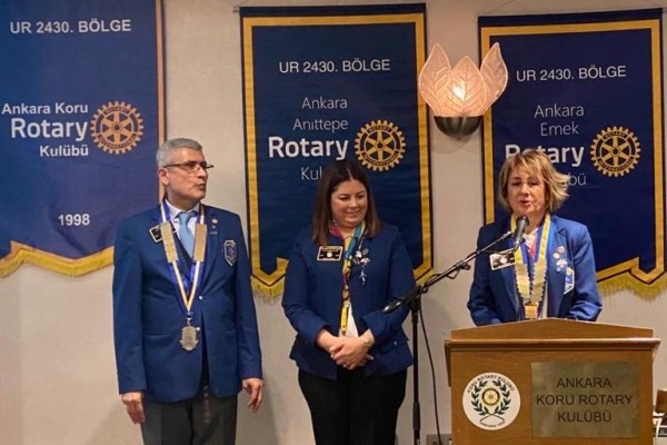 Koru rotary  kulübü olarak  6.Grup Rotary  Kulüpleri ile  ortak düzenlediğimiz  toplantıda  Prof. Dr. Yahya  Laleli Akılcı İlaç Kullanımı ile ilgili bilgilendirme sunumu yaptı