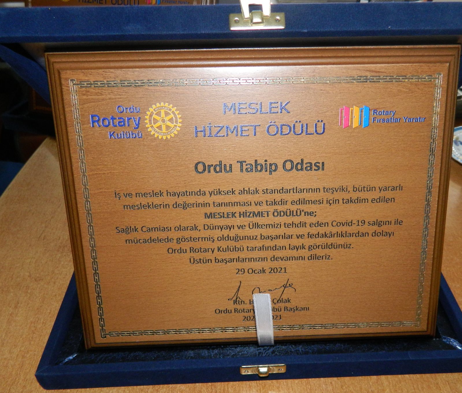 ORDU ROTARY KULÜBÜ 2020-2021 DÖNEMİ MESLEK HİZMET ÖDÜLÜNÜ VERDİ