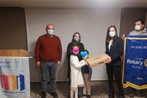 Ünye Rotary Kulübü Eğitime destek oluyor