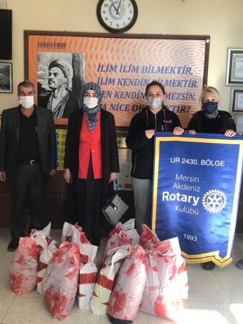 AKDENİZ ROTARY KULÜBÜ  / BİR ÇOCUK GİYDİR PROJESİ