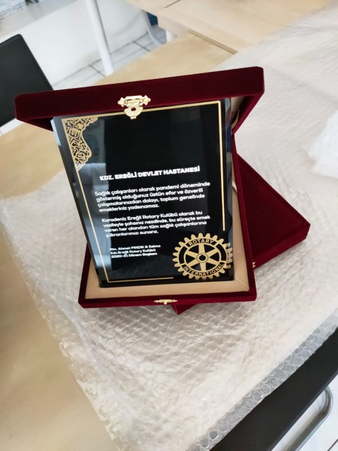 Kdz.Ereğli  Rotary Kulübü  “2020-2021 dönemi Aile ve Toplum Hizmetleri Ödülleri” sağlıkçılara verildi.