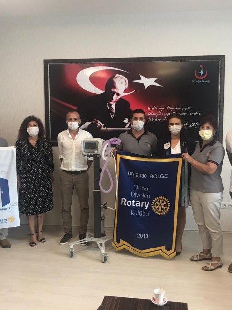 Sinop Diyojen Rotary Kulübü solunum cihazı (ventilatör) bağışı