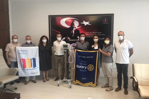 Sinop Diyojen Rotary Kulübü solunum cihazı (ventilatör) bağışı
