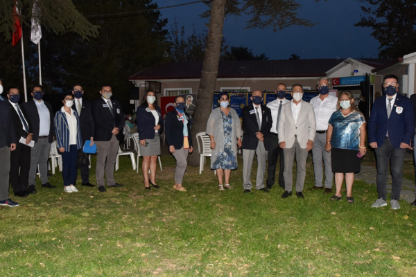 Eskişehir Rotary  Eskişehir kulüpleri ortak çalışma / bir köyümüz var.